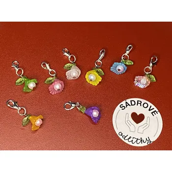 HandMade by VeJa Přívěšek na karabince - kytka konvalinka