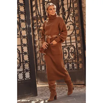 Dámské šaty Dlouhé Pletené šaty s rolákem a velkými kapsami vpředu Barva: Hnědá, Velikost: ONE SIZE