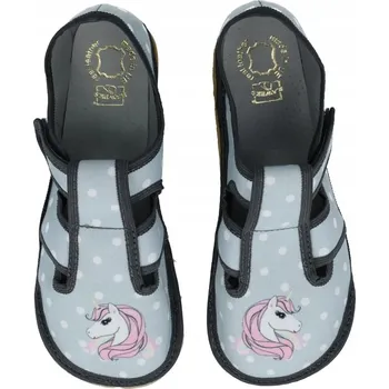 Dívčí bačkory Papuče papuče Barefoot pro fotbalisty vyrobené ze na suchý zip Zuzia 02 R29