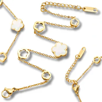 Náramek Camerazar Zlatý náramek z chirurgické oceli s bílým květem