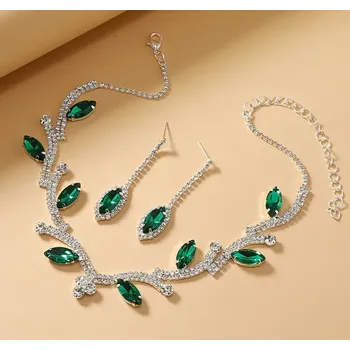 Souprava šperků B-TOP Elegantní postříbřená slavnostní souprava se zelenými krystaly