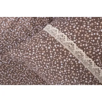Povlečení Podpěrová s.r.o. Bavlněné povlečené HNĚDÉ KYTIČKY tmavé S KRAJKOU na polštáři Velikost: 140x220 (1x), 70x90 cm krajka (1x)