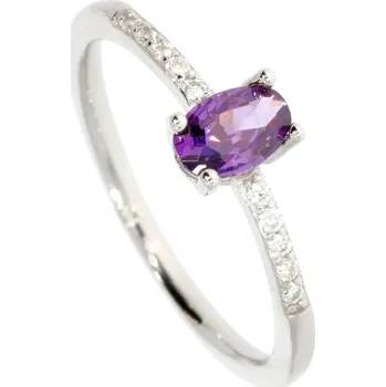 Prsten Zlatnictví Helios Stříbrný prsten s fialovým zirkonem Velikost: 51