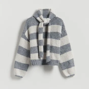 Dámský svetr Reserved - Svetr se šálem - středně šedá - 460HI-85M - 460HI-85M-L