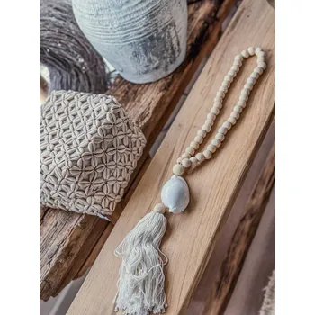 Dekorace na zavěšení z korálků