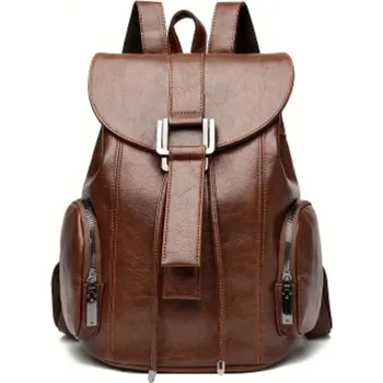 Dámský kožený batoh se stříbrnou sponou Barva: Hnědá