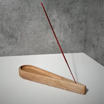 Vonná tyčinka Wooden Mooden Dřevěný stojánek na vonné tyčinky Materiál: Jasan