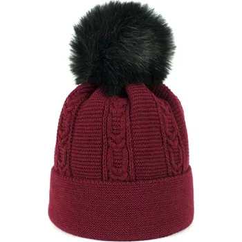 Čepice Zimní čepice s bambulí, vínová