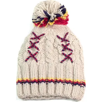 Čepice Béžová čepice se zimním vzorem