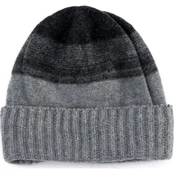 Čepice Čepice s elegantním dekorem