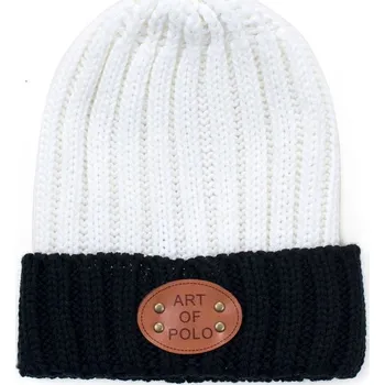 Čepice Černo-bílá módní čepice