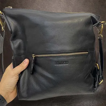 Kabelka Tvujoriginal Moderní kožená kabelka černá