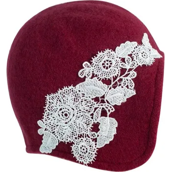 Čepice Klobouk s krajkovými květy červený