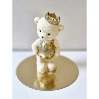 Jedlá dekorace na dort Čokoládová figurka medvídek v brnění s korunkou