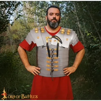 Replika zbraně Lorica Segmetata z 1mm železného a mosazného plechu