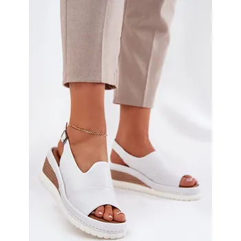 Dámské sandále Dámské Kožené Sandály Na Klínu Artiker 56C0918 Barva: Bílá, Velikost: 36