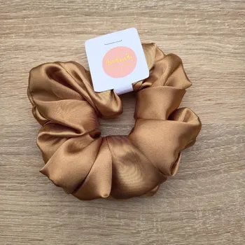 Saténová scrunchie – zlatá, handmade