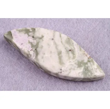Přírodní kámen Kabošon Vesuvianite č.6396 (48x19x8mm)