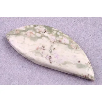 Sběratelství Kabošon Vesuvianite č.6375 (50x21x6mm)