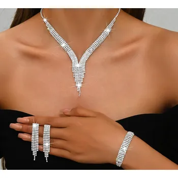 Souprava šperků B-TOP Elegantní postříbřená zirkonová souprava se střapci