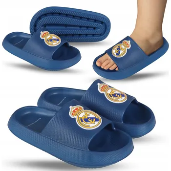 Chlapecké pantofle Real Madrid Tmavě modré dětské PĚNOVÉ PANTOFLE na bazén, LEHKÉ 30-31EU