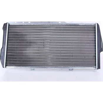 Motor automobilu Chladič, chlazení motoru NISSENS 604781