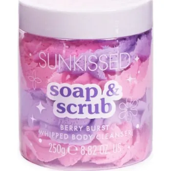 Tělový peeling Mýdlový peeling Soap & Scrub Sladká bobule 250g Sunkissed Mýdlo i peeling
