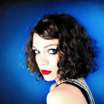 Zahraniční hudba SP Lillie Mae Rische: Nobody's 2015