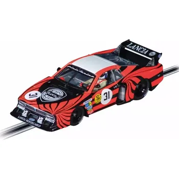 autodráha Carrera Evolution Lancia Beta Montecarlo závodní auto 1:32