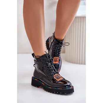 Dámské kozačky Lakované Botky Traperky Dámské Na Zip Kožené Artiker 55C0517 Barva: Černá, Velikost: 39