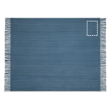 Dětská deka SMOOTH. 100% akrylová deka se stuhou na personalizovatelnou kartou (270 g/m²) 3D výšivka (max. 12 barev, 280 x 200mm) 12 barev 2000 Přední