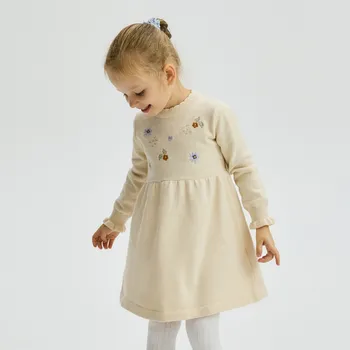 Dívčí šaty Reserved - Pletené šaty s výšivkou - krémová - 761FH-01X - 761FH-01X-98