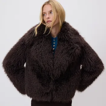 Dámský kabát Reserved - Bunda z&nbsp;imitace kožešiny - tmavě hnědá - 680HD-89X - 680HD-89X-L