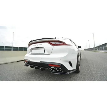 Auto-moto Maxton Design vložka zadního nárazníku pro Kia Stinger GT, černý lesklý plast ABS