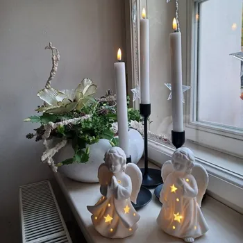 Velikonoční dekorace DECOLED Keramický andílek modlící se, 9,3 x 7,6 x 14,9 cm, teple bílá, 2xLR44