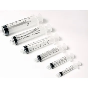 Injekční stříkačka Inj.stř.TERUMO třídílná 10ml Luer Lock 100ks