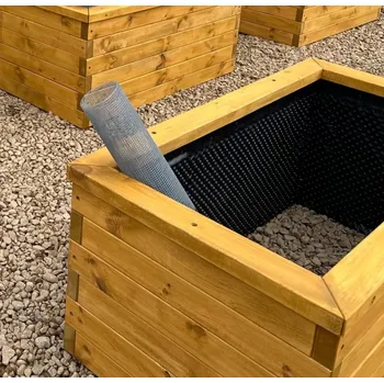 Skleník Síť proti hrabošům do vyvýšených záhonů Dotek přírody