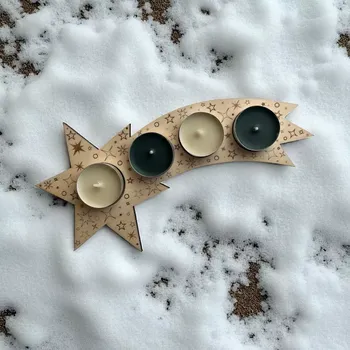 Vánoce Dřevěná vánoční kometa se svíčkami – motiv hvězdičky