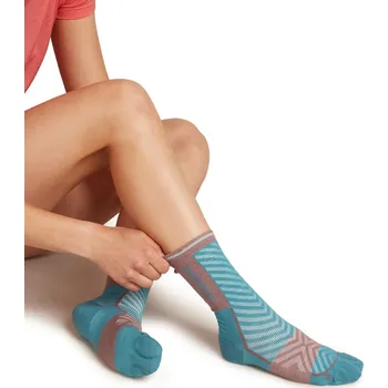 Dámské ponožky Dámské běžecké merino ponožky ICEBREAKER Wmns Run+ Ultralight Crew, Topaz/Summit velikost: 38-40 (M)