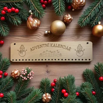 Vánoční dekorace Dřevěný adventní kalendář – motiv sněhulák s dárečky – ruční výroba, provázky nebo látkové pytlíčky