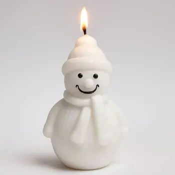 Svíčka Svíčkománie3D Vonná svíčka Sněhulák 100 g Bílá