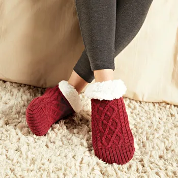 Dámské pantofle 3Pagen Ponožky s nopky bordó S/M