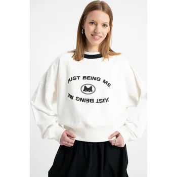 Dívčí mikina Reporter Young | Dívčí bílá mikina s potiskem „Just Being Me“ - Barva BÍLÁ, Velikost 152 253-0550G-06-210-1