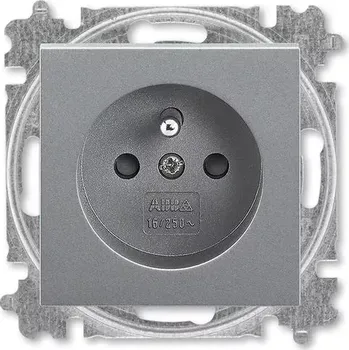Stavebniny Zásuvka jednonásobná 55×55, s ochranným kolíkem, s clonkami, 6619H-A06557 69, ABB, Levit®M, ocelová (ABB, Levit®M, ocelová)