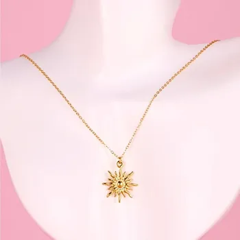 Náhrdelník Náhrdelník se sluníčkem Stainless Steel - zlatý