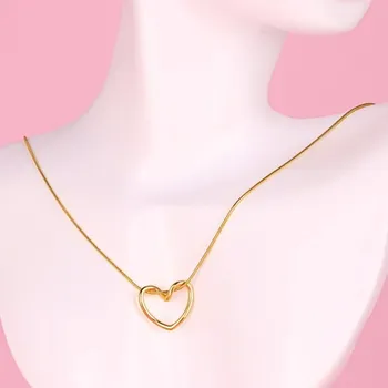 Náhrdelník Náhrdelník se srdíčkem Stainless Steel - zlatý