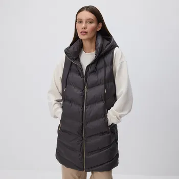 Reserved - Prošívaná vesta s&nbsp;kapucí - tmavě hnědá - VZ733-89X - VZ733-89X-L