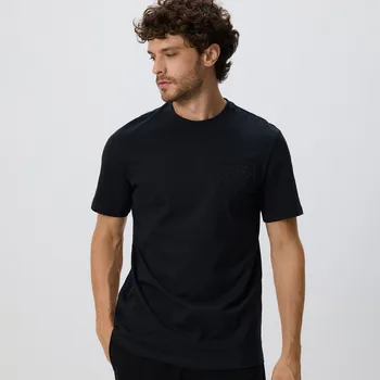 Pánské tričko Reserved - Tričko střihu regular s&nbsp;aplikací - černý - 277FP-99X - 277FP-99X-M