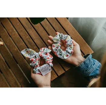 ePiPí Bavlněná gumička Louka Varianta gumičky: S mašlí