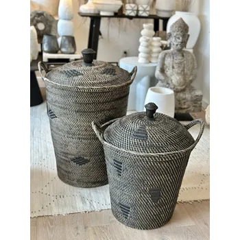 Koš na prádlo Úložné koše s víkem na prádlo Velikost: výška 70 cm, průměr 47 cm